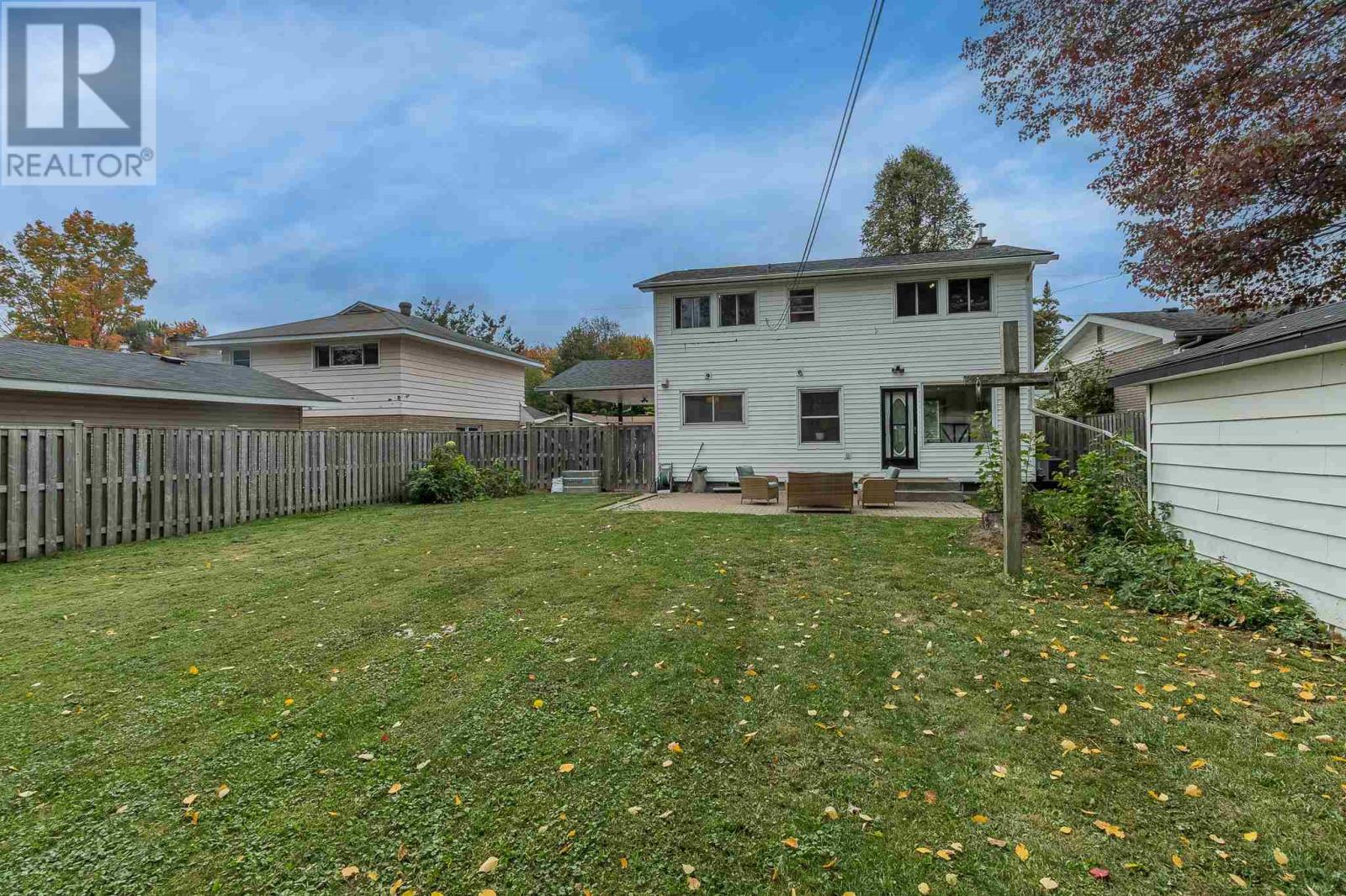 134 Florwin DR - 31