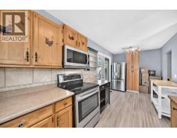 Bedroom - 300 Marquis Place Se, Airdrie, AB T4A1X9 Photo 7