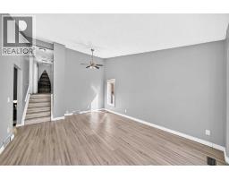 Family room - 300 Marquis Place Se, Airdrie, AB T4A1X9 Photo 9
