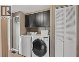 828 West Chestermere, Chestermere, AB T1X1B6 Photo 30