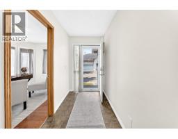 157 Hawkstone Manor NW - photo 2