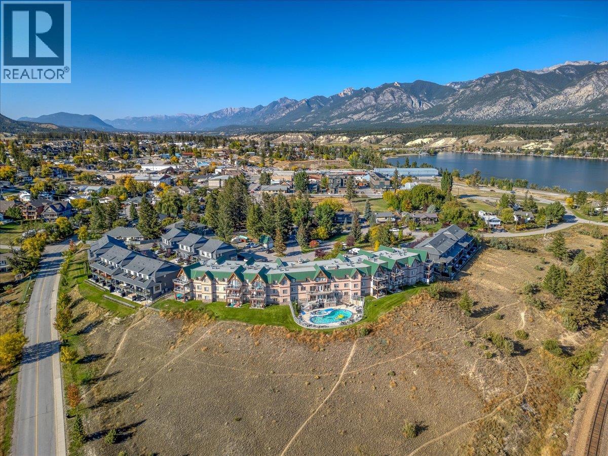 701 14A Crescent Unit# 214, Invermere