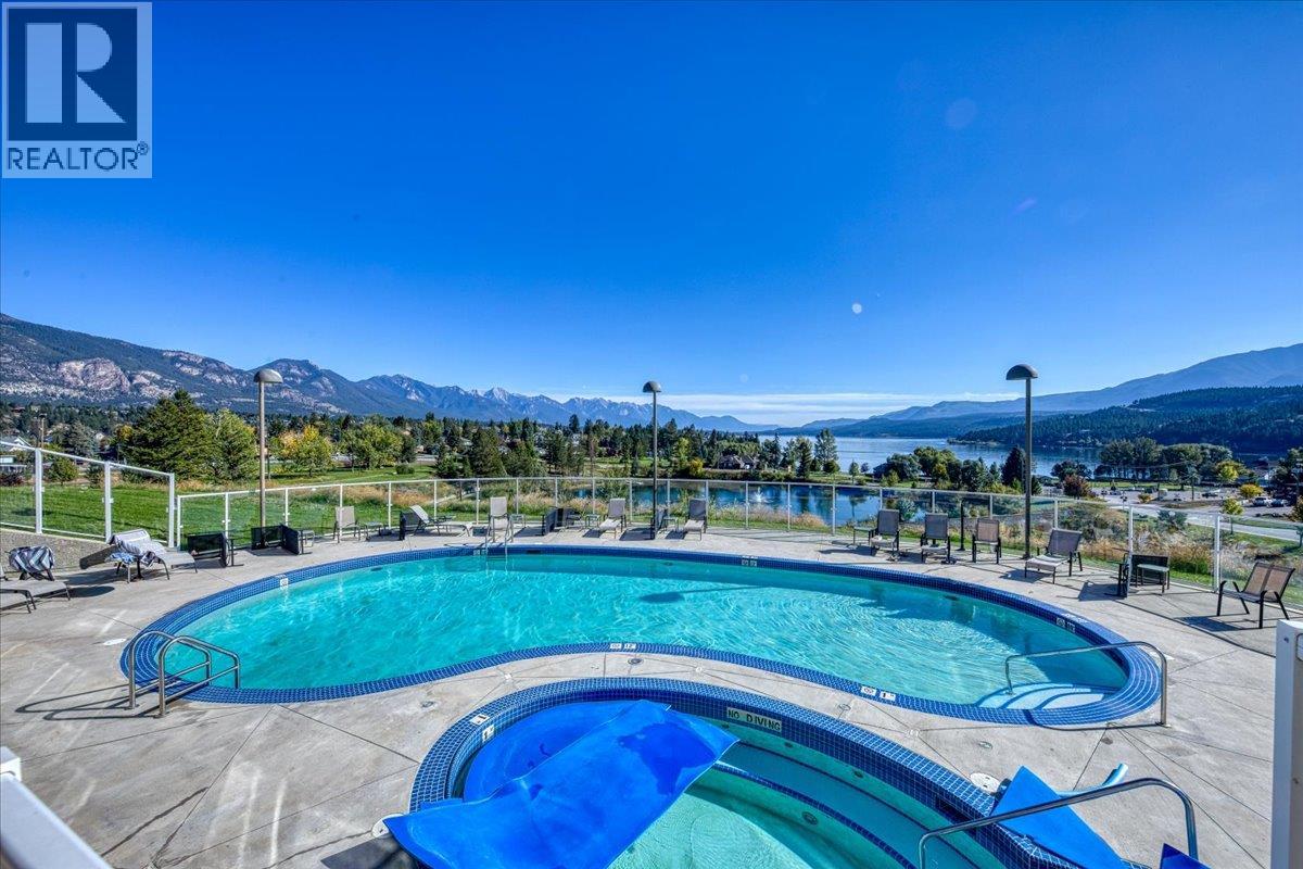 701 14A Crescent Unit# 214, Invermere