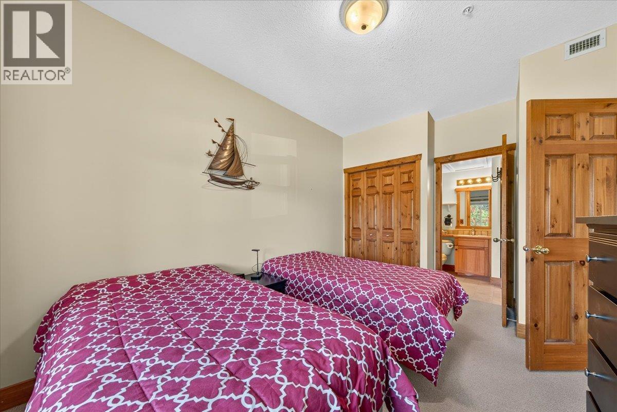 701 14A Crescent Unit# 214, Invermere