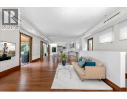 388 Hidhurst Place, West Vancouver, BC V7S1K1 Photo 12