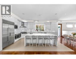 388 Hidhurst Place, West Vancouver, BC V7S1K1 Photo 13