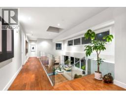 388 Hidhurst Place, West Vancouver, BC V7S1K1 Photo 16