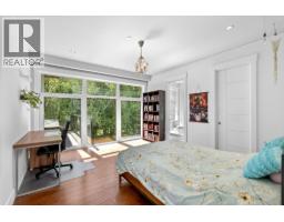 388 Hidhurst Place, West Vancouver, BC V7S1K1 Photo 24