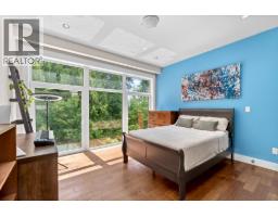 388 Hidhurst Place, West Vancouver, BC V7S1K1 Photo 26