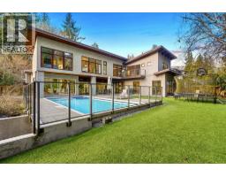 388 Hidhurst Place, West Vancouver, BC V7S1K1 Photo 28