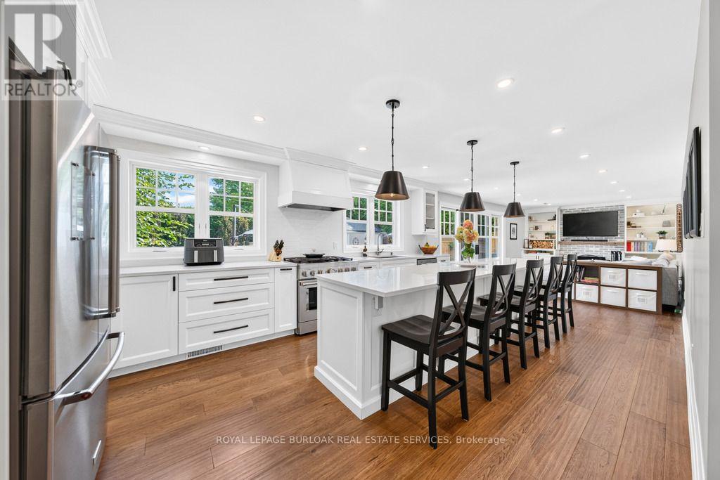 385 ROSSLYN DRIVE - Image 13