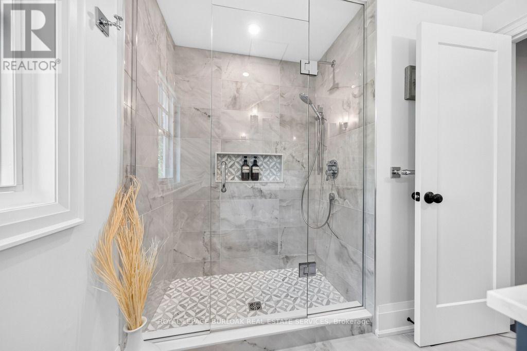 385 ROSSLYN DRIVE - Image 21