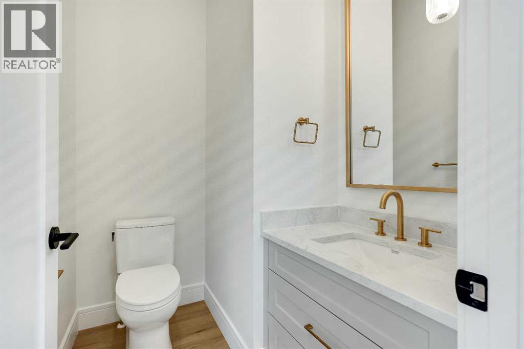 1906 5 Street NE - Image 11