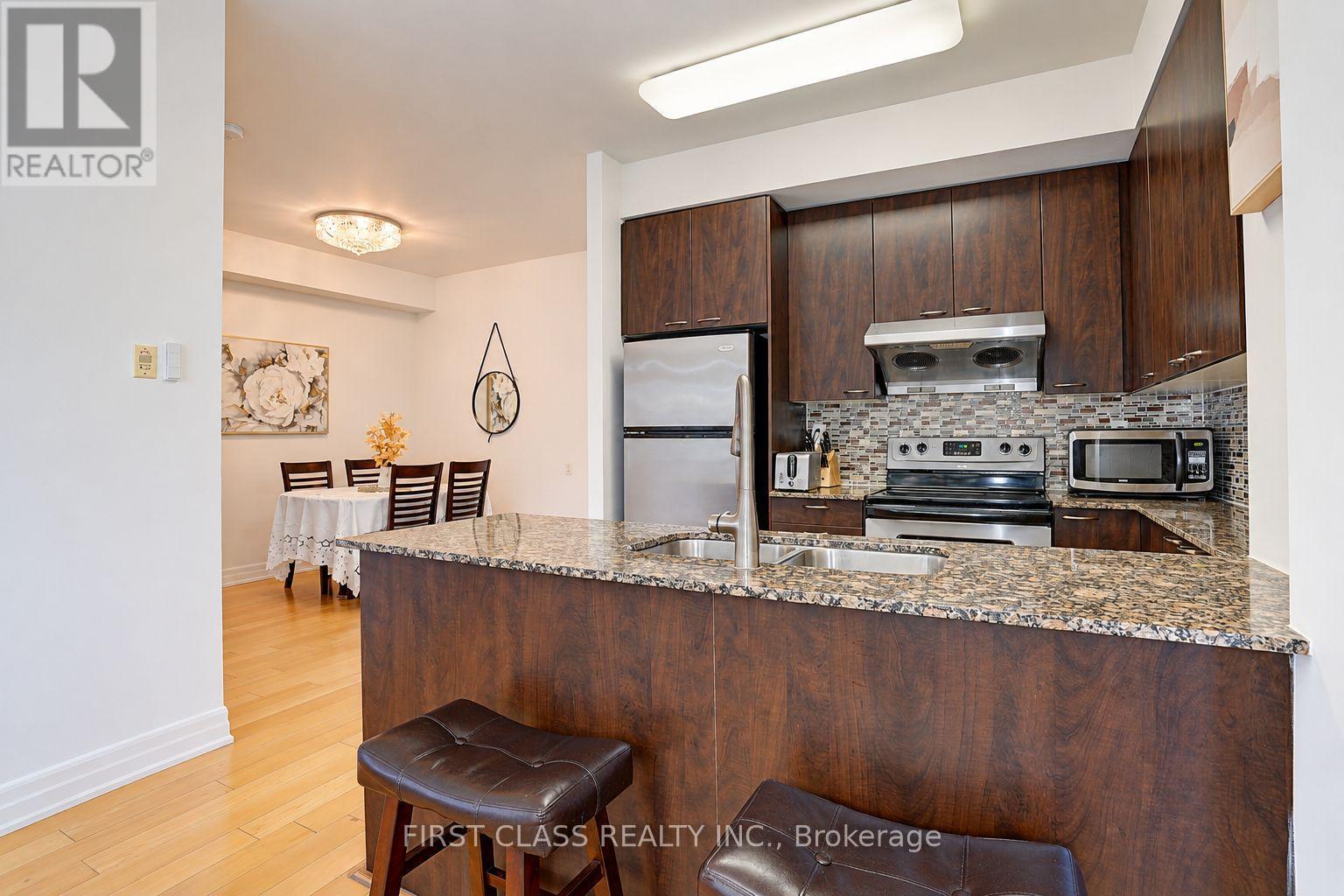 #204 777 STEELES AVENUE W - 18