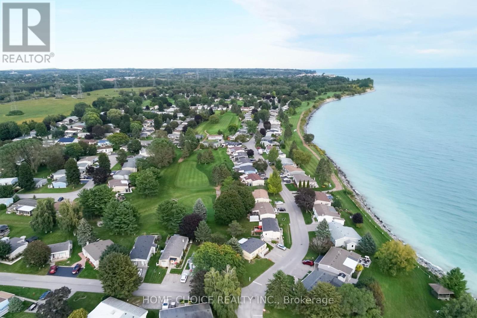 8 Hinkley Trail, Clarington, ON photo 28