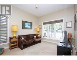 Office - 8 Hinkley Trail, Clarington, ON L1B1P4 Photo 7