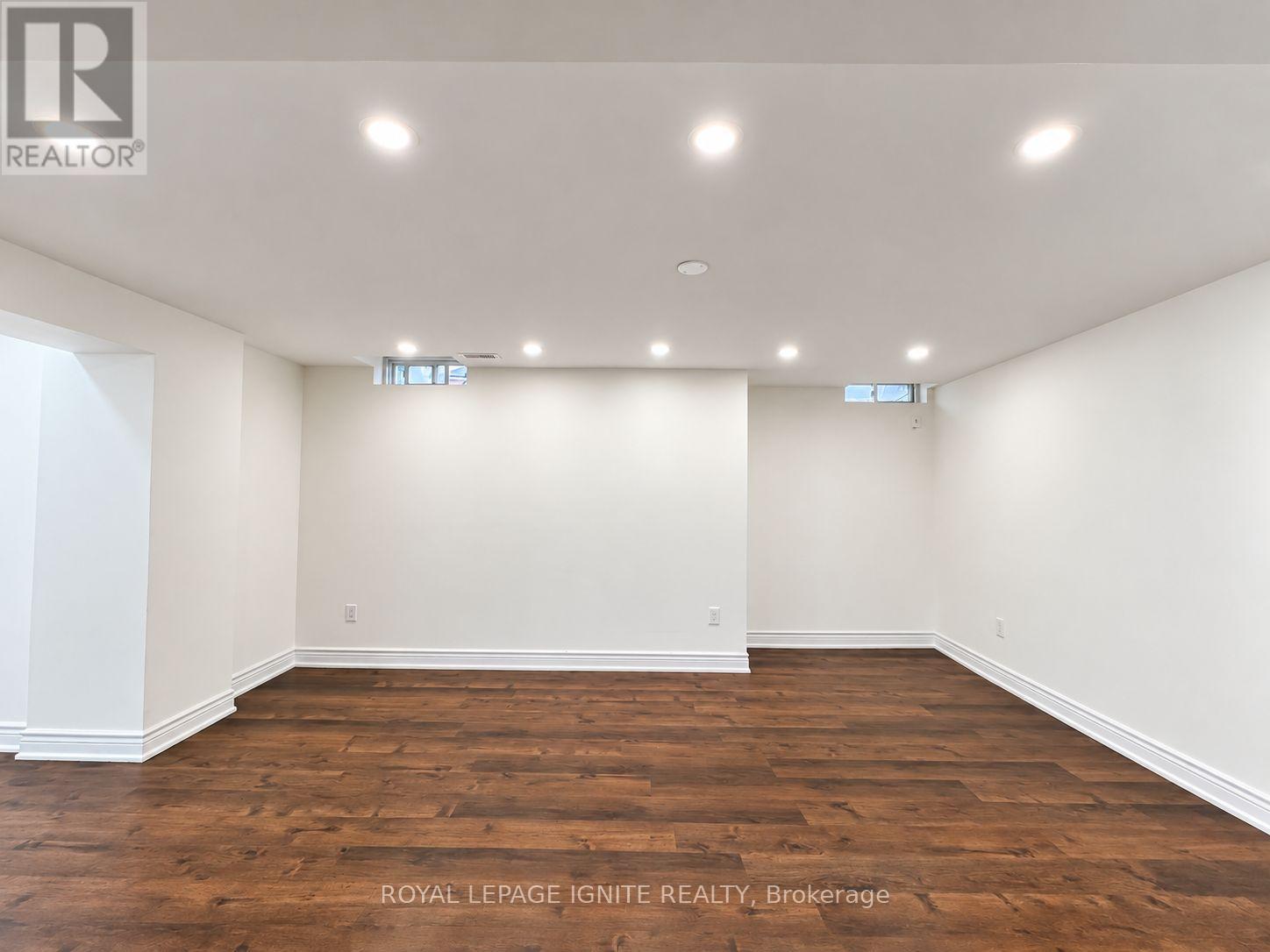 7 Aquilina Court, Ajax, ON photo 21