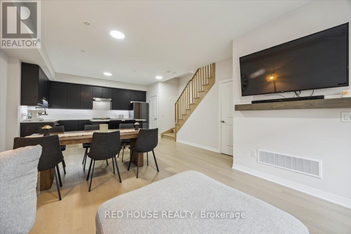7-40 Baynes Way, Bradford West Gwillimbury photo 6