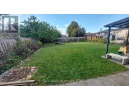 3677 Woodruff Crescent, Mississauga, ON L4T1T8 Photo 16