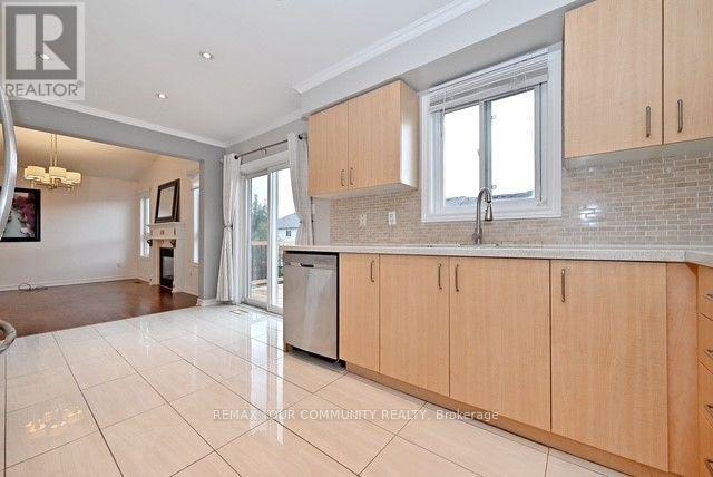 73 LAURENDALE AVENUE - 13