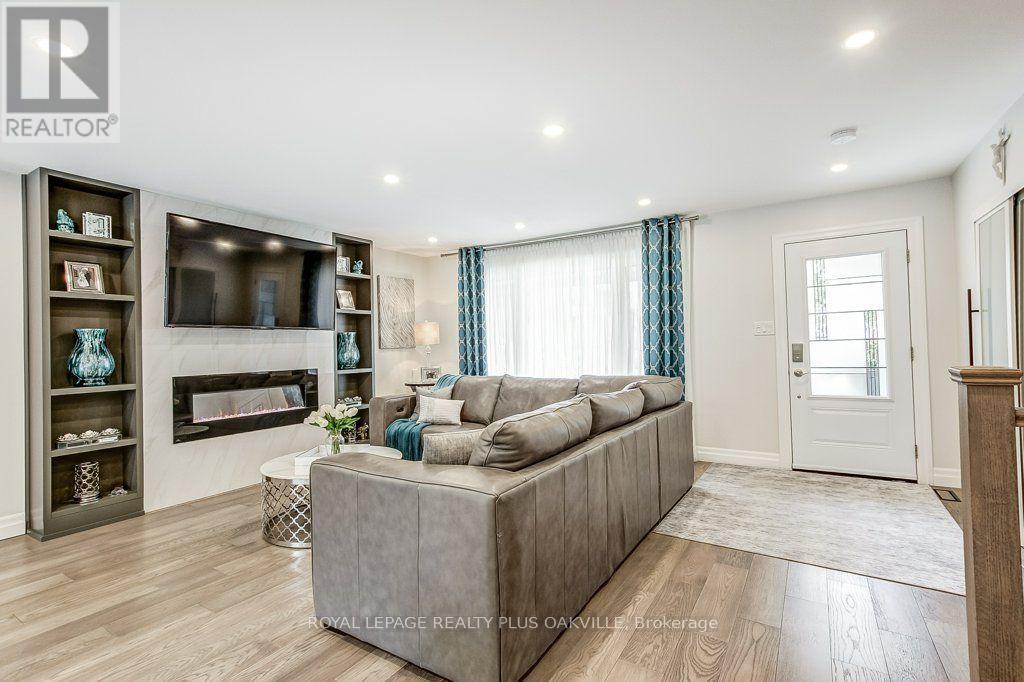 Photo 7 of 4364 Ayr Place, Burlington (Shoreacres)