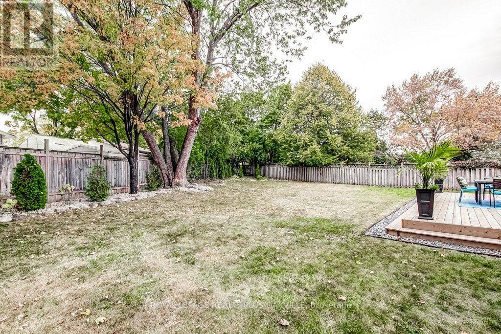 4364 AYR PLACE - 39