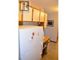 101-215, 10118 100 Avenue, Peace River, AB T8S1R3 Photo 17