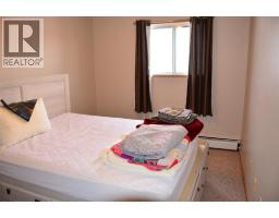 101-215, 10118 100 Avenue, Peace River, AB T8S1R3 Photo 22