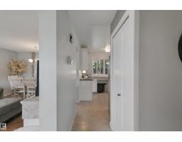 4528 35 Av Nw, Edmonton, AB T6L3P9 Photo 9