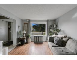 Bedroom 3 - 4528 35 Av Nw, Edmonton, AB T6L3P9 Photo 6