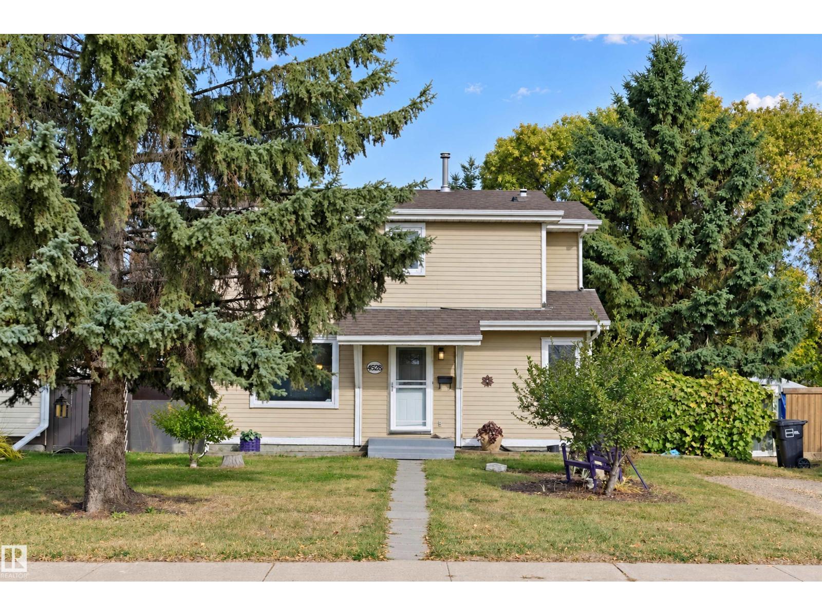 Photo of 4528 35 AV NW, Edmonton