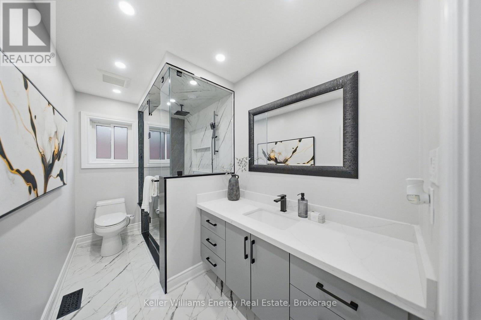 8 Holliman Lane — photo 31