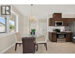 Living room - 14 Ecker Lane, Binbrook, ON L0R1C0 Photo 9