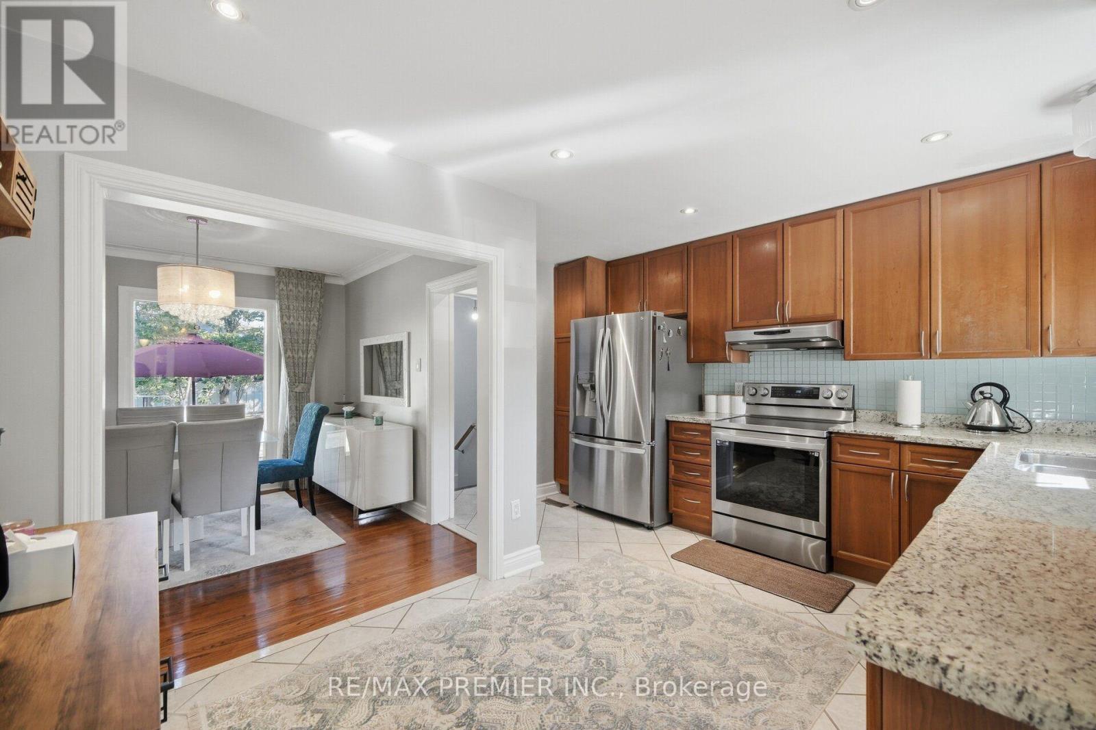 91 WIGMORE DRIVE - 6