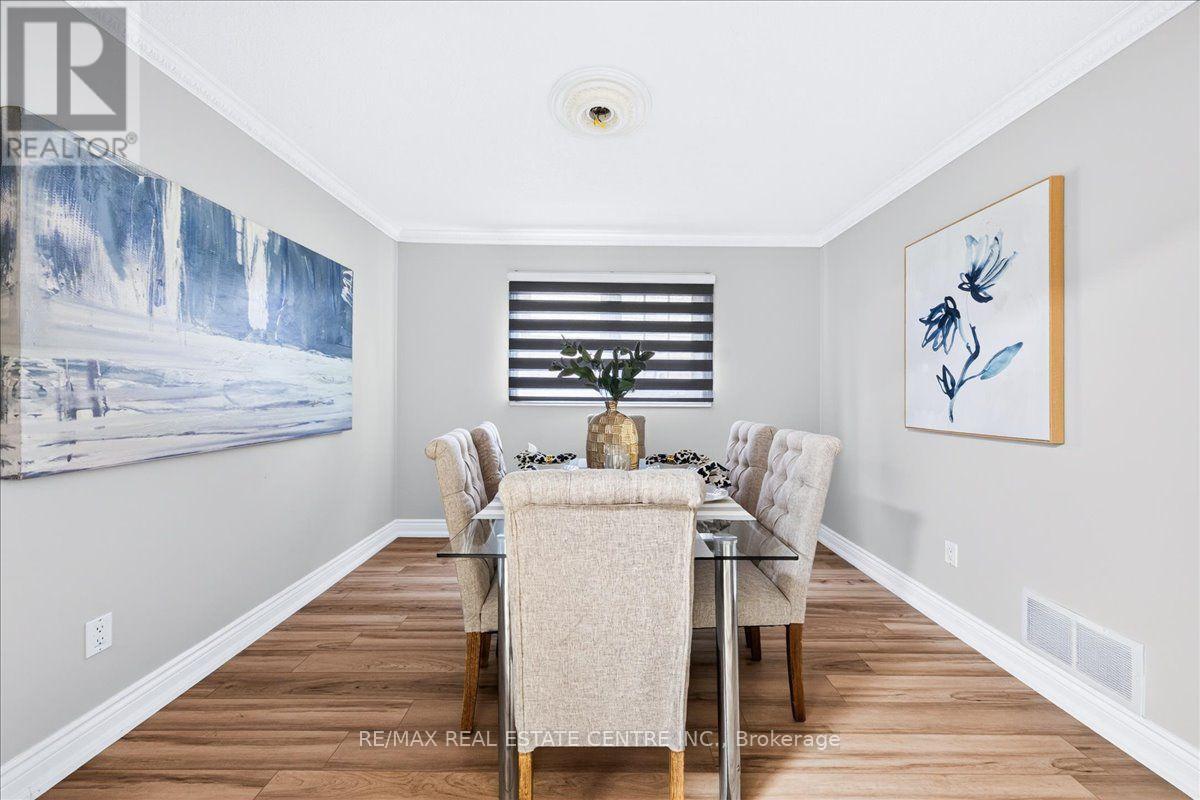 257 WRIGHT CRESCENT - 16
