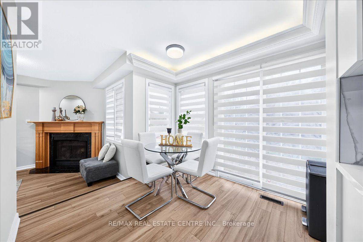 257 WRIGHT CRESCENT - 19