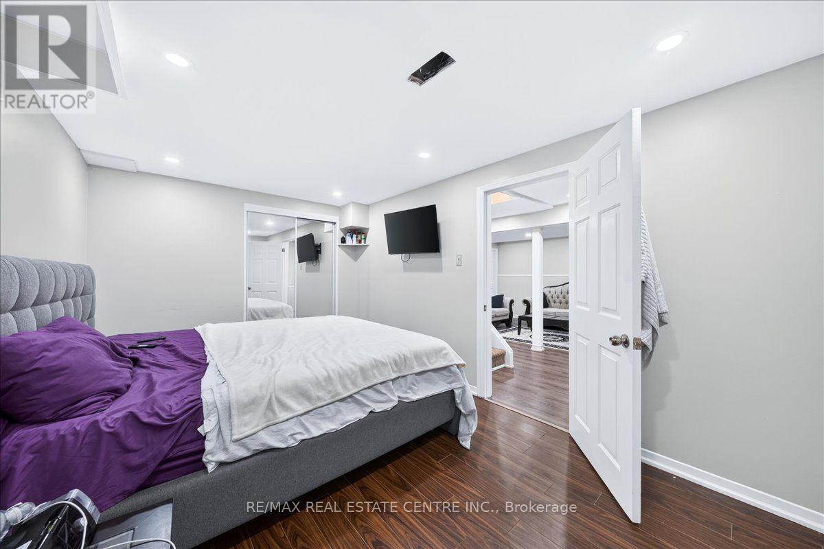257 WRIGHT CRESCENT - 42