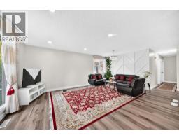 135 Whiteview Close NE - photo 11