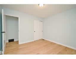 1679 Lakewood Rd S Nw, Edmonton, AB T6K3B9 Photo 16