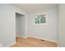 1679 Lakewood Rd S Nw, Edmonton, AB T6K3B9 Photo 20