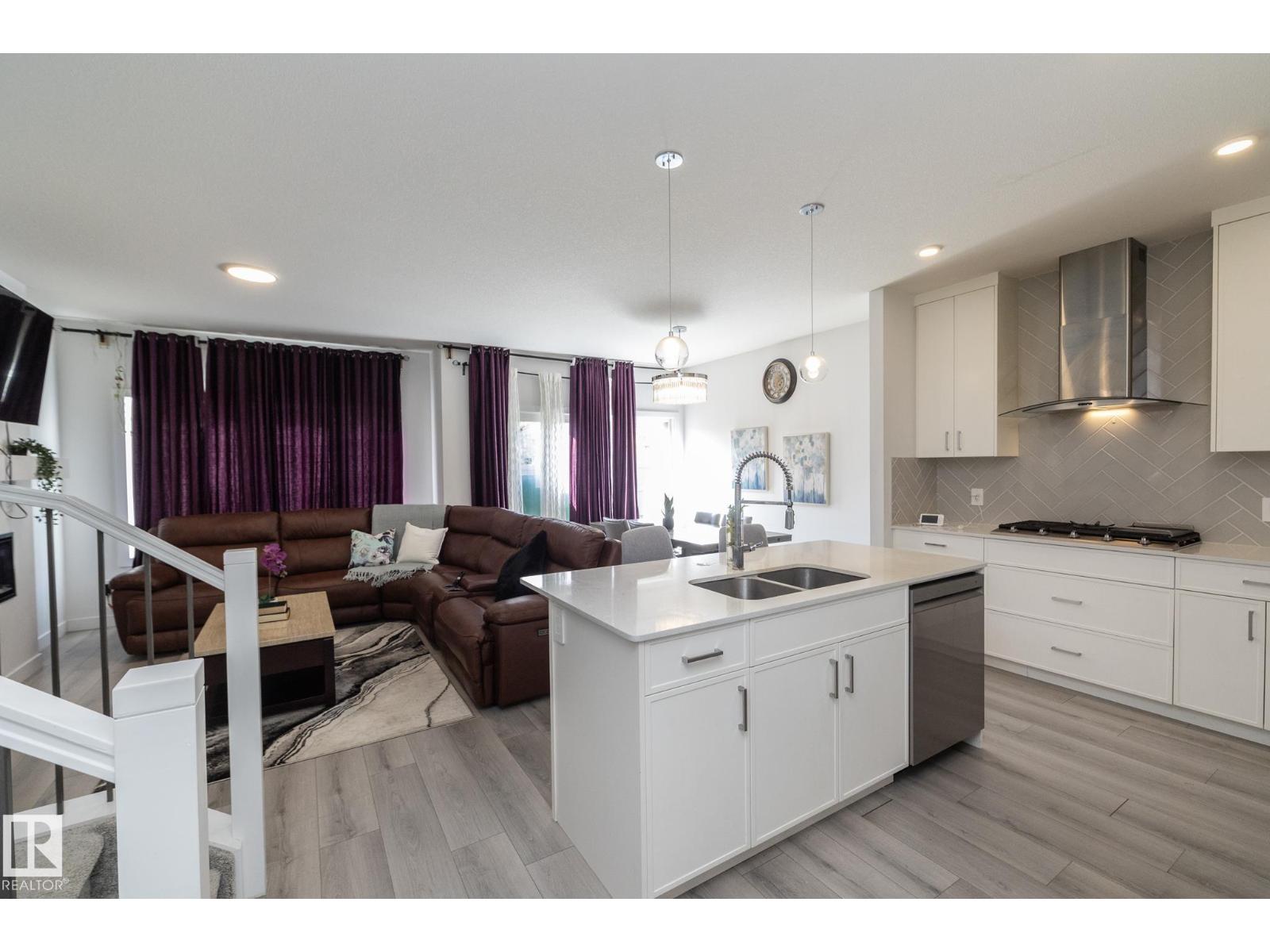 3608 214 ST NW - 10