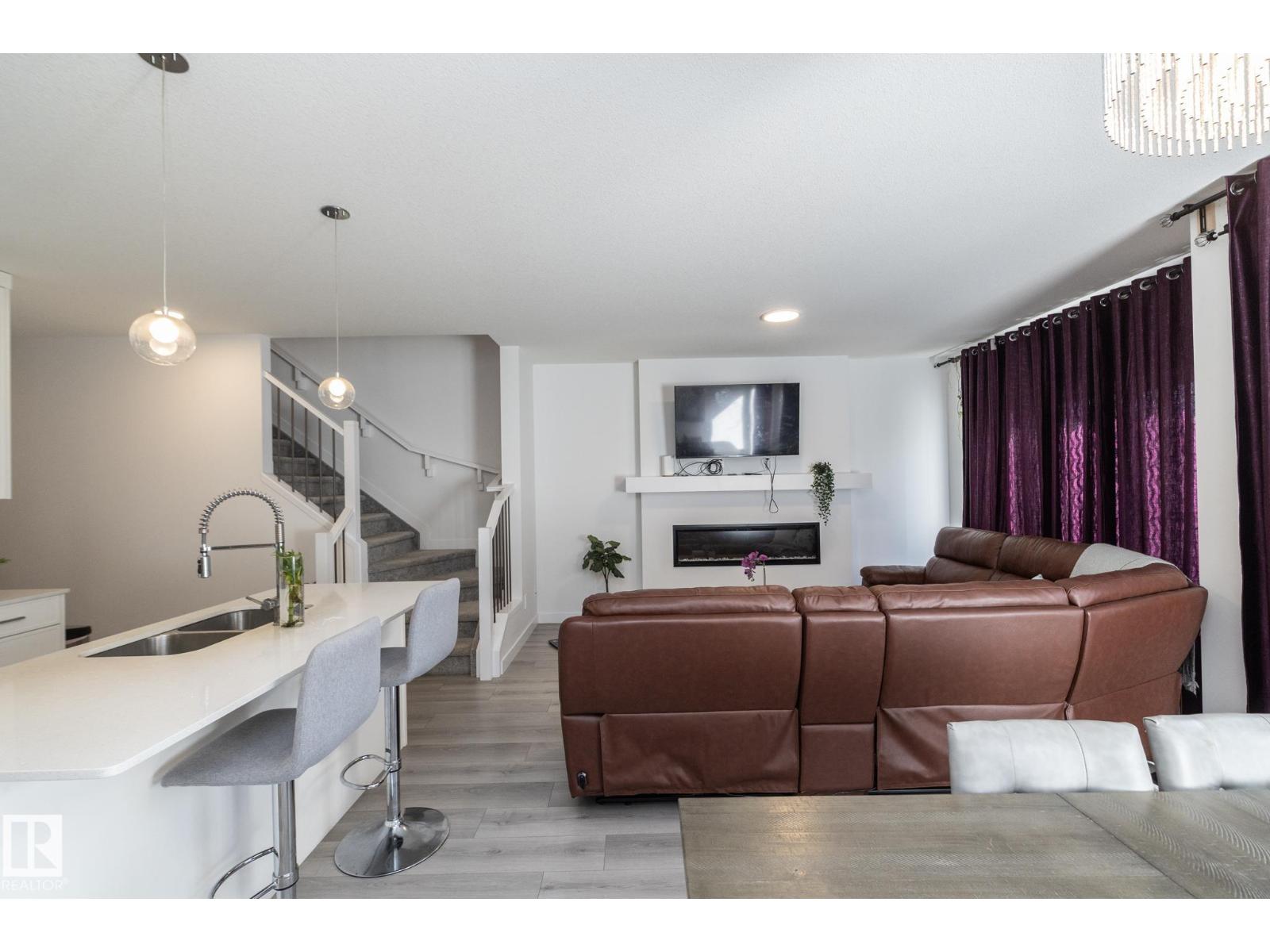 3608 214 ST NW - Image 22