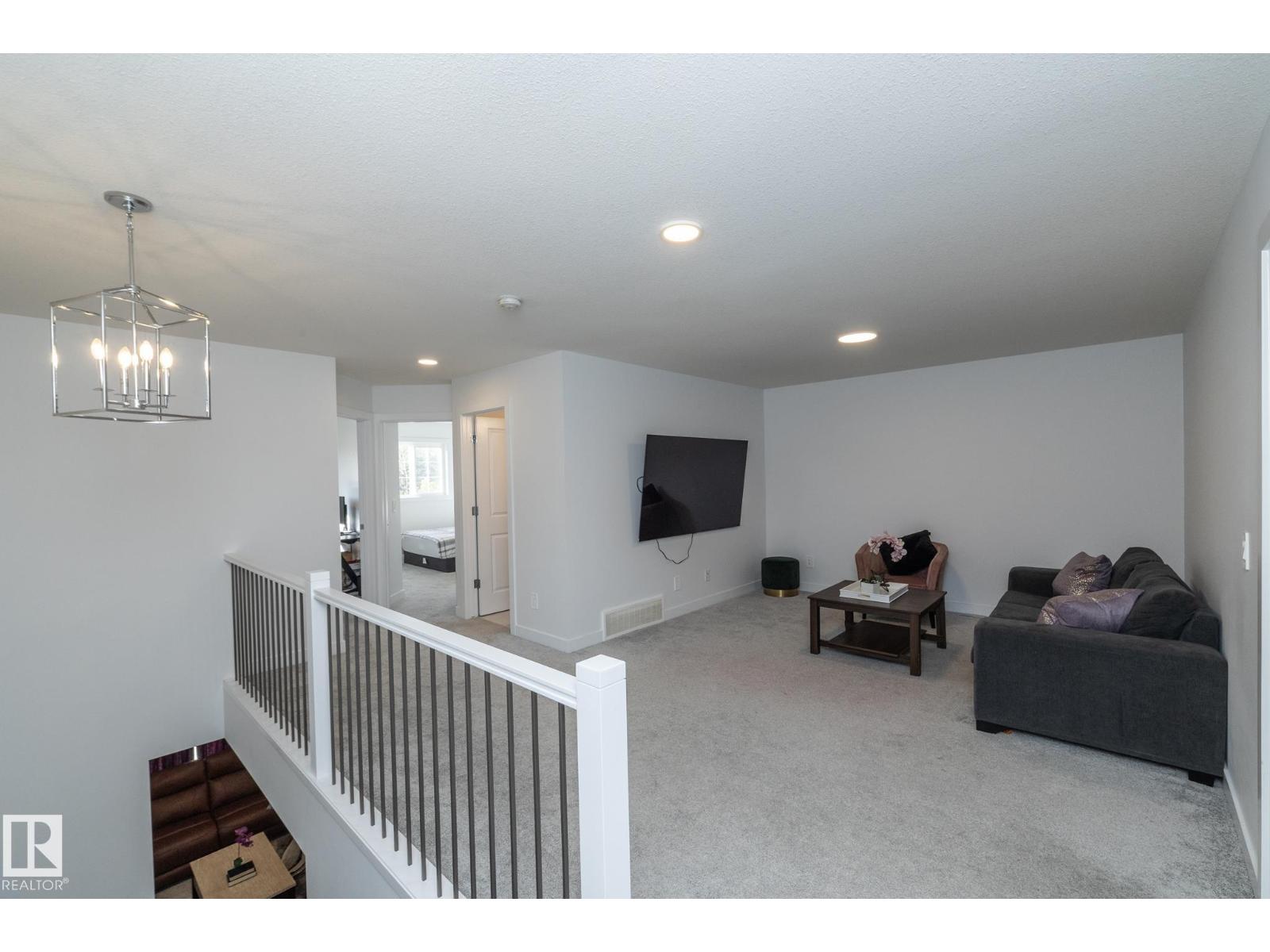 3608 214 ST NW - Image 36