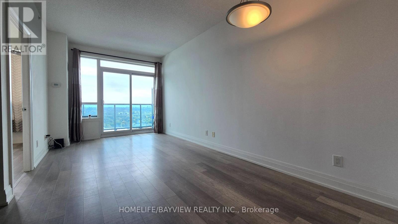 Photo 12 of 2403 - 7165 YONGE Street, Markham (Grandview)