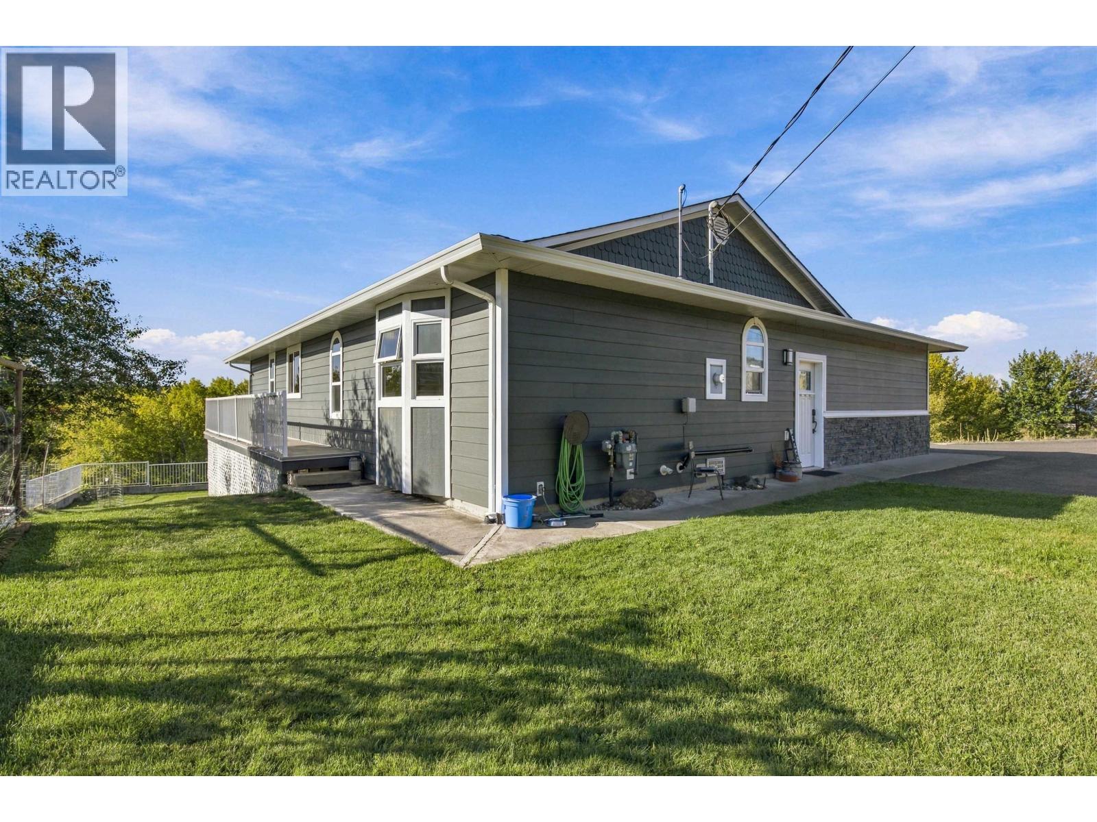 3152 HUSTON ROAD, 150 Mile House - Image 1