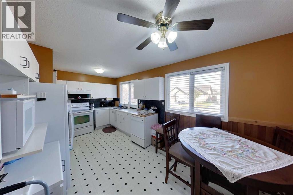 313 3rd Avenue NW - 9