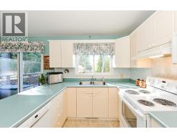 Recreational, Games room - 5907 43 Avenue, Camrose, AB T4V0A5 Photo 8