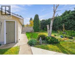 5907 43 Avenue, Camrose, AB T4V0A5 Photo 30