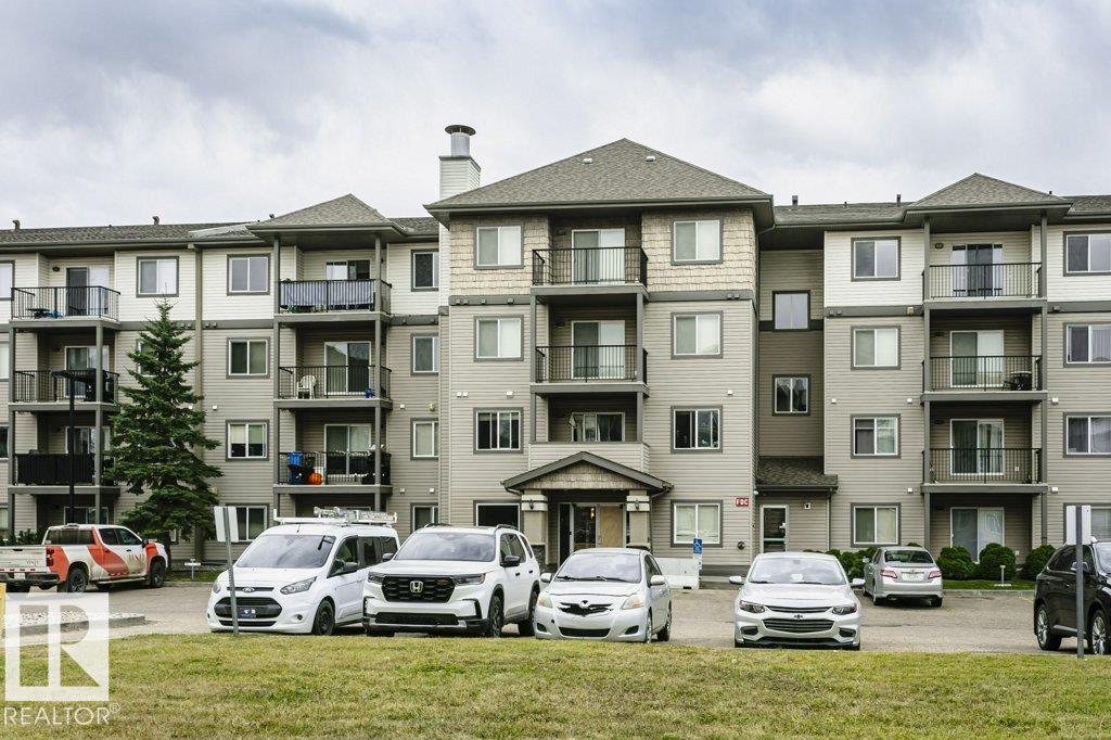 Photo of #308 309 CLAREVIEW STATION DR NW, Edmonton