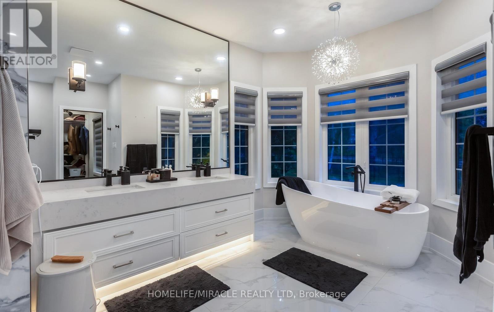 11045 Inglis Drive — photo 28